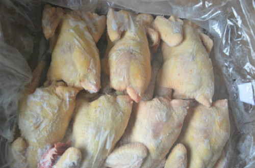 大量的便宜冷冻鸡肉是如何来的呢？安全怎么样？
