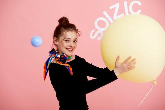 丝巾品牌SOIZIC少女可：打破人们固有的观念，重新定义丝巾