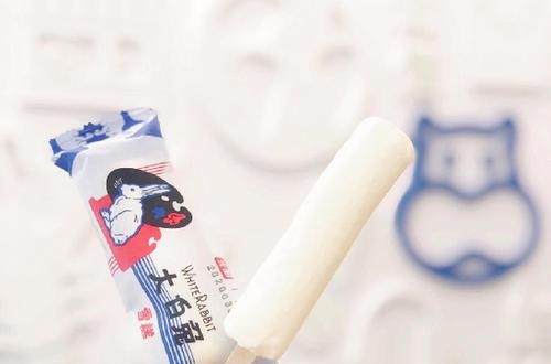 光明大白兔雪糕：带我们穿越时空，体验童年情怀